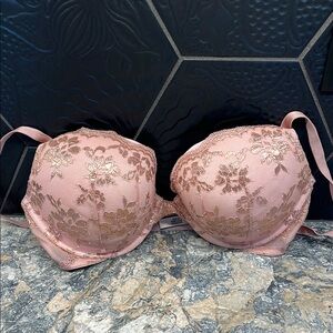 Blush Pink Floral Victoria’s Secret Dream Angels Push Up Bra